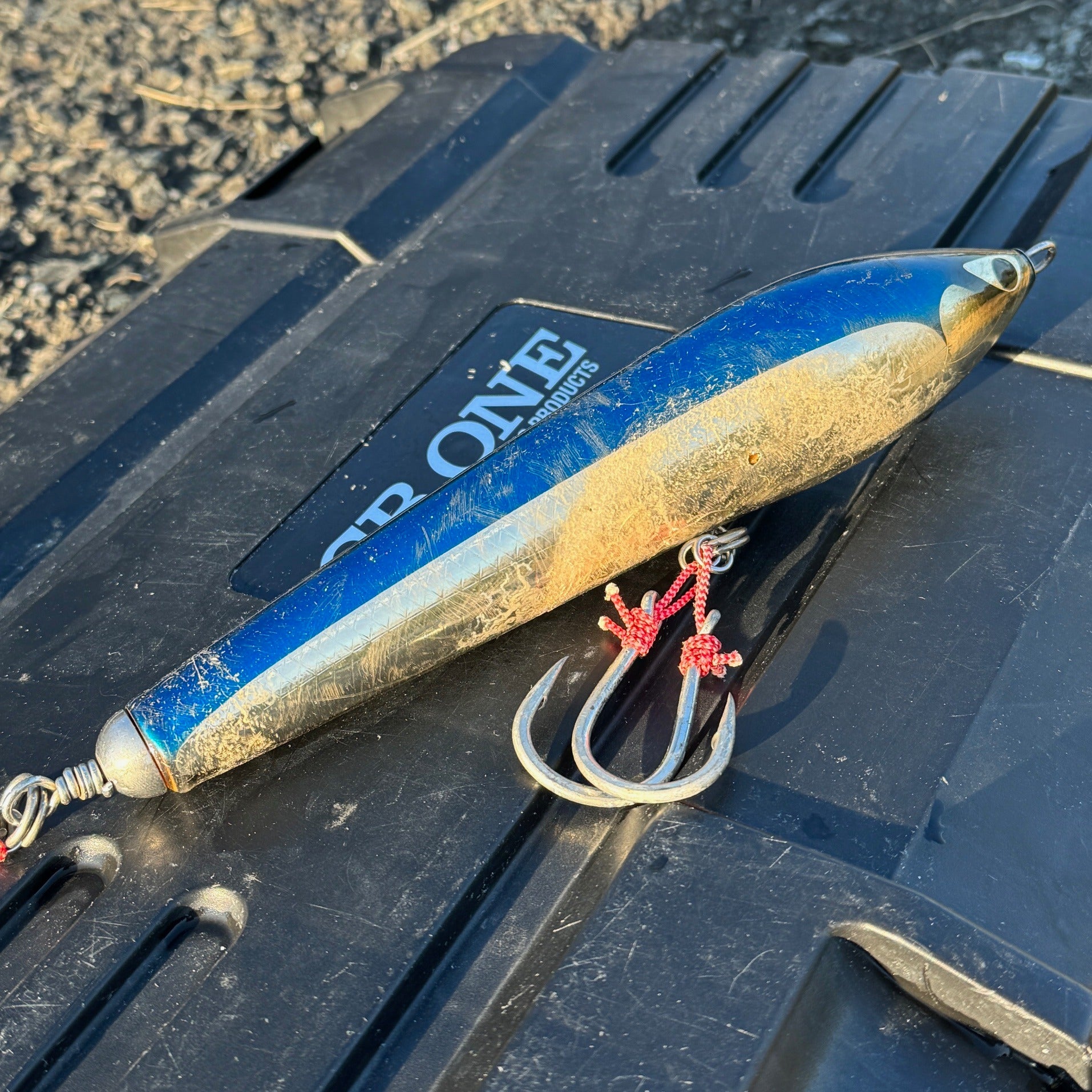 CB ONE RODEO 220F Stickbaits