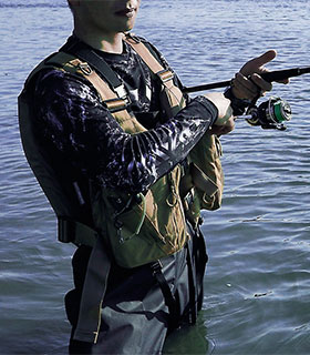 DAIWA DF-6421 FISHING GAME VEST