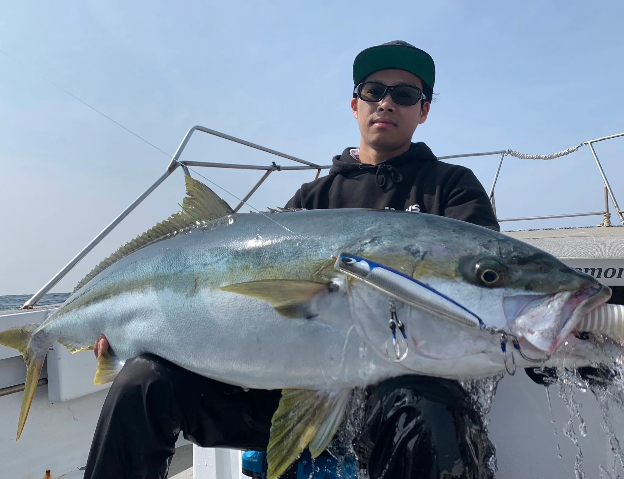 Nature Boys Pelican 220F Swimming Poppers - LAST ONE