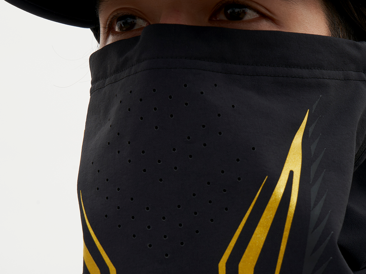 DAIWA TOURNAMENT NECK WARMER DA-1023TW