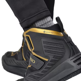 SHIMANO Limited Pro Gore-tex Rock Fishing Shoes FS-140X