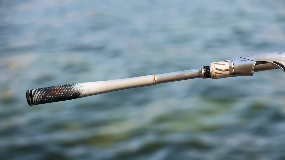 Daiwa Silver Wolf King Fang 银狼王牙 2026 ISO Fishing Rod