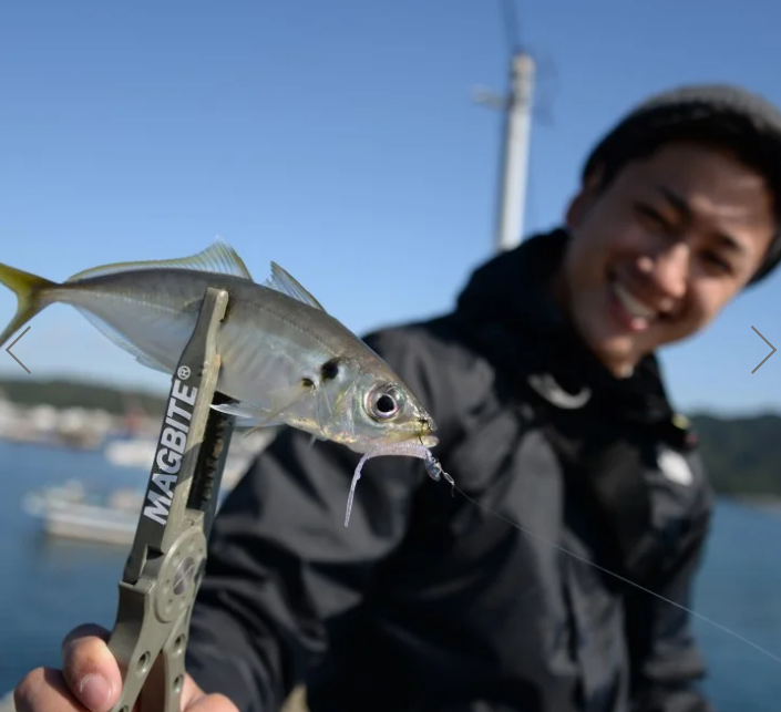Magbite BOOTY SHAKE 2 Inch | 2.5 Inch Worm