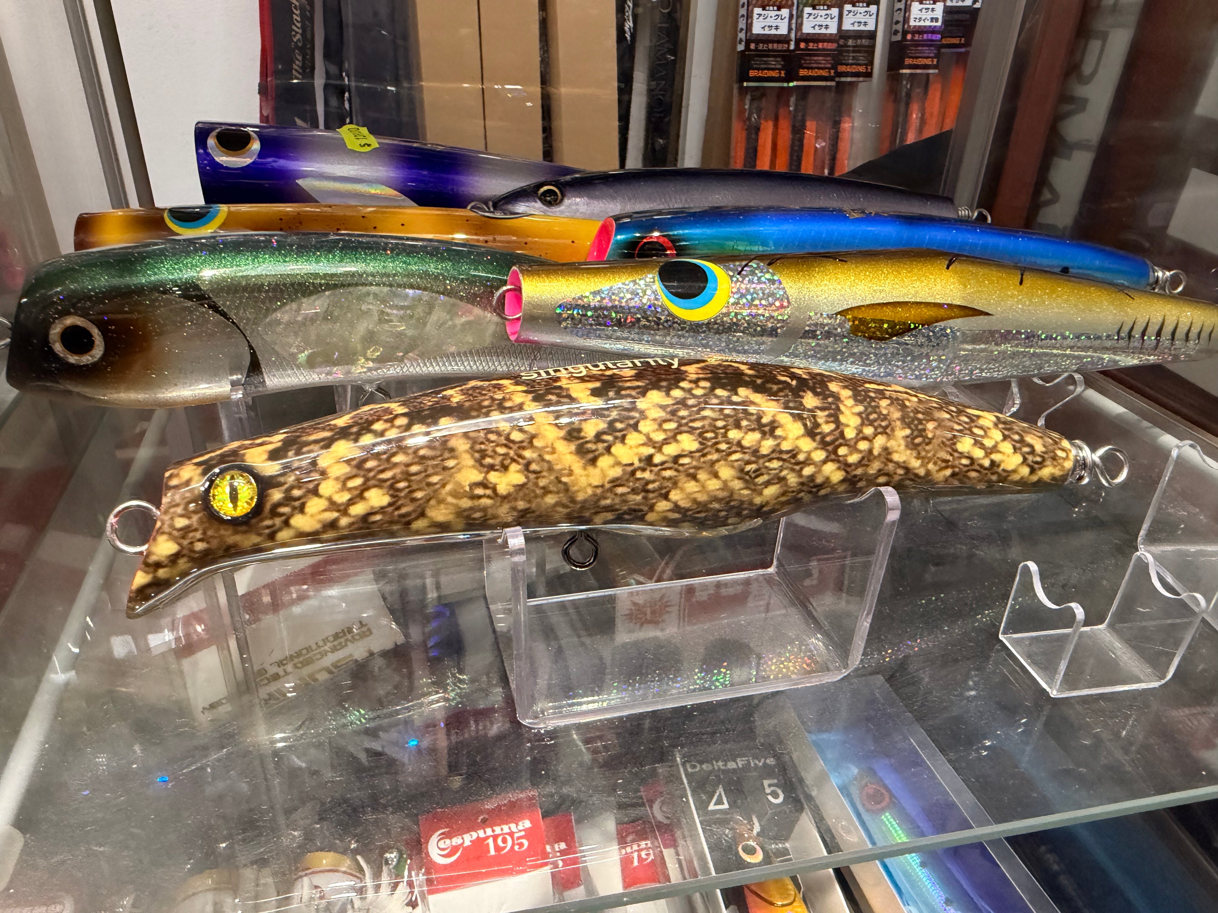 Singularity TOGURO 200mm 125g Wood Sinking Minnow