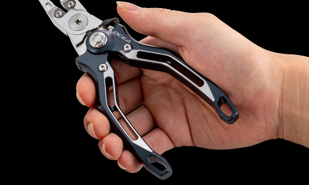 Shimano JDM 2026 OCEA Limited Pliers (Ocea Navy)