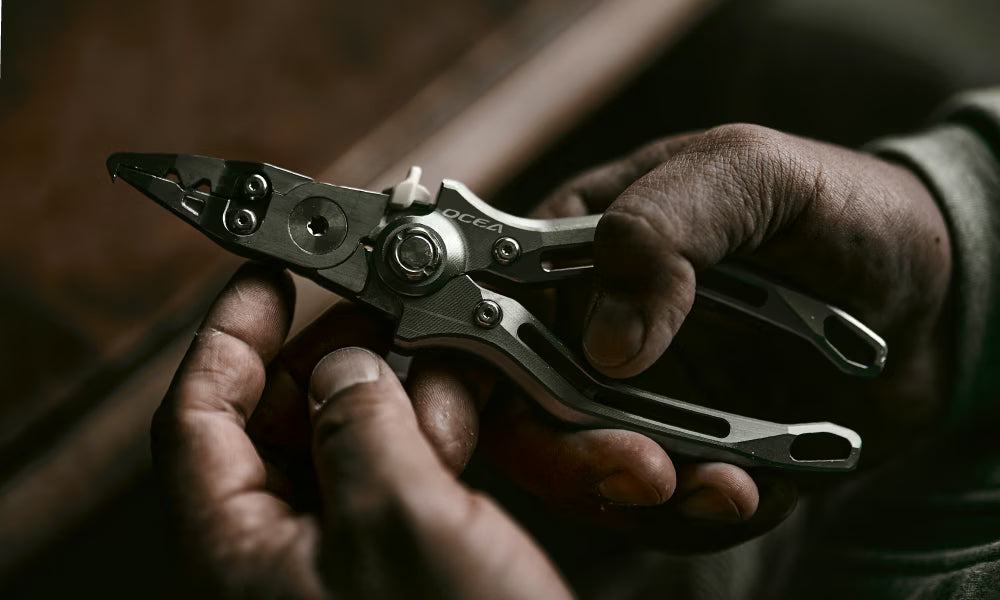Shimano JDM 2026 OCEA Limited Pliers (Ocea Navy)