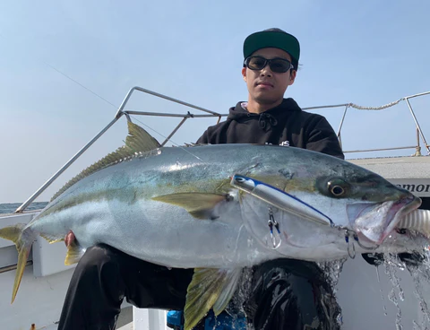 Nature Boys Pelican 220F - 2025