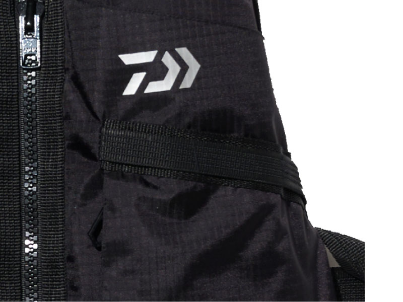 Daiwa DF-4026 Tactical Rockshore Vest