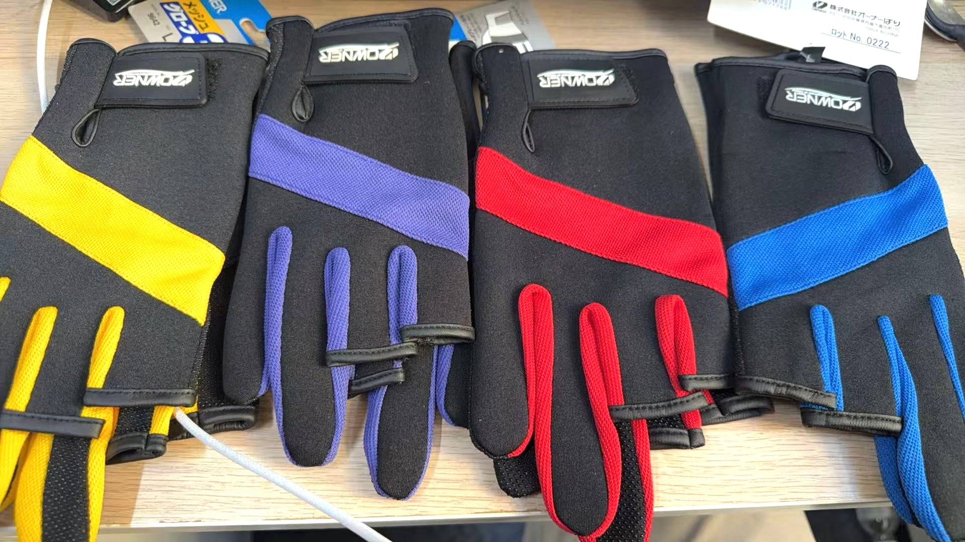 Owner Three Cuts Gloves