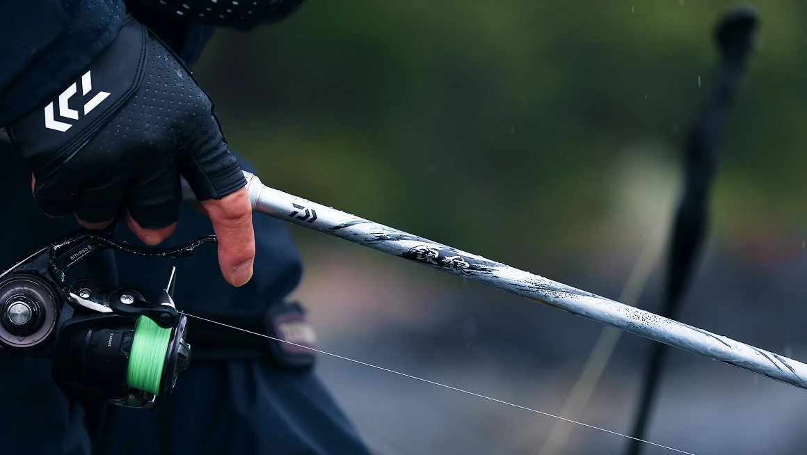 Daiwa Silver Wolf King Fang 银狼王牙 2026 ISO Fishing Rod